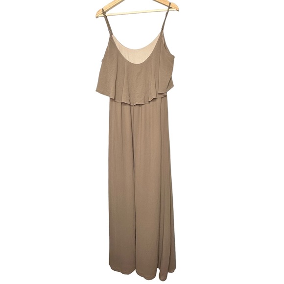 Show Me Your Mumu Caitlin Ruffle Maxi Dress Dune NEW - Picture 8 of 9